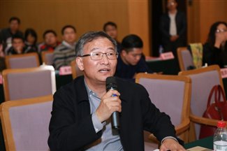 \\稿件服务器\g\会议资料\2016年钢结构设计规范学术年会\会后资料\照片精选\11月12日\下午\上半场主持人-郁银泉.JPG